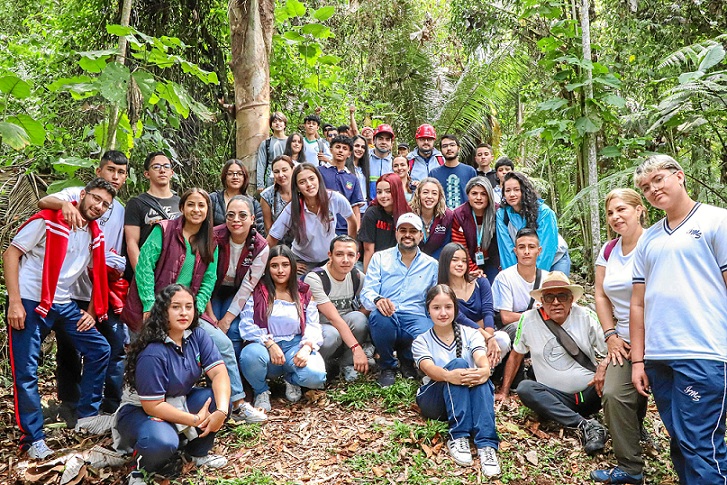 Foto | Cortesía | LA PATRIA Grupo de asistentes al recorrido por la reserva de Río Blanco.