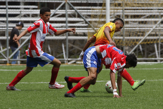 Deportivo Pereira que suma dos derrotas, reacciona con la goleada de la fecha (7-0) a Once Deportivo Conexión.