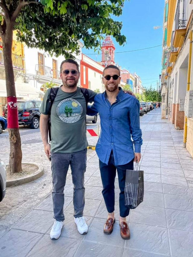 La foto con el campeón Foto | Tomada de Facebook | LA PATRIA