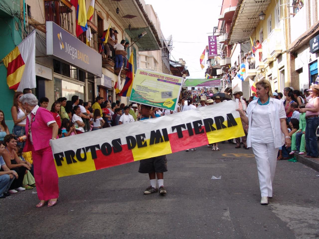 La Fundación Seres participa en todos los desfiles del municipio.