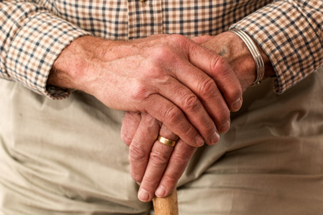 Adultos mayores, pacientes frecuentes