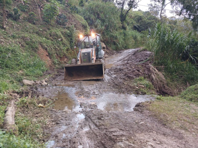 La Alcaldía de Marquetalia atiende la vía principal a Marulanda y las vías terciarias.