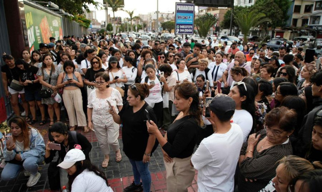 Perú despidió con un homenaje a las seis personas que murieron por el desplome parcial del techo de un centro comercial en Trujillo,