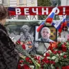 Ofrenda en homenaje a Yevgeny Prigozhin en Moscú, Rusia.