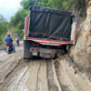 En la vía Arma (Aguadas) - La Pintada (Antioquia), en El Remanso, el río Arma se está llevando parte de la banca de la vía. El paso se cerró en la mañana de este sábado.