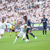 Michael Barrios (centro), goleador del Once Caldas en la presente Liga, se vistió este domingo de asistidor para que el Blanco lograra el empate contra Millonarios.