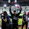 Hernán Darío 'El Arriero' Herrera celebró el triunfo del Once Caldas con su hinchada en Palogrande. 