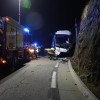 El bus que se quedó sin frenos y se volcó en una carretera de montaña en el departamento de Pirineos Orientales, en el sur del Francia