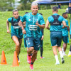 Michael Barrios y Dayro Moreno durante el entrenamiento del Once Caldas este miércoles 26 de febrero en su sede deportiva. El equipo prepara los partidos ante Alianza, por la Liga, y Millonarios, por la Copa Sudamericana. Ya están a la venta las boletas.