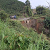 Entre los sectores de La Ínsula y Curazao, zona rural de Chinchiná, la banca de la vía sigue cediendo