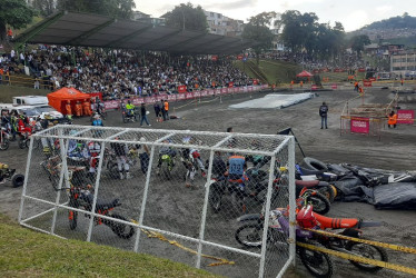 Super Enduro Cross Freestyle, evento extremo de la Feria deportiva de Manizales.