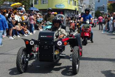 Desfile de Autos Antiguos y Clásicos de la Feria de Manizales