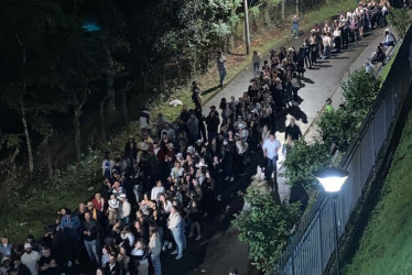 El conjunto Alameda de San Luis está sometido a la rumba vecina en las Fondas y Arrierías de la Feria de Manizales. Esto dicen residentes y la Alcaldía.