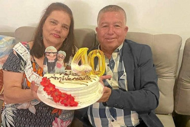 Foto | Henry Giraldo | LA PATRIA Olga Marina López Gallego y Gilberto Vargas Giraldo conmemoraron un año más de casados. Por tal motivo lo celebraron con una eucaristía en Manzanares a la que asistieron familiares y amigos.