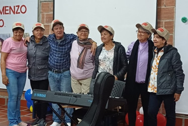 Foto | Rubén Darío López | LA PATRIA Luz Amanda, Miriam, Augusto, Ligia, Sora Inés, Estela y Dolly.