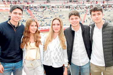 Juan Antonio Acosta, Mariana Bedoya, Matilde Arango, José Miguel Valderrama y Tomás Jiménez.