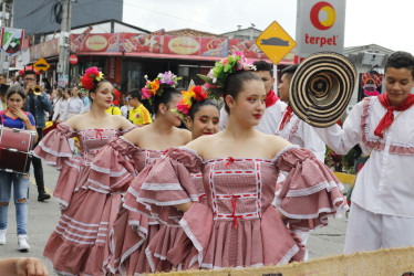 comparsas en el desfile 