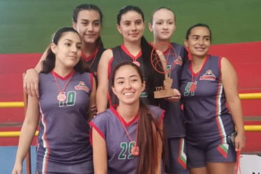 Manizales Basketball, tercero en sub-16 femenino.