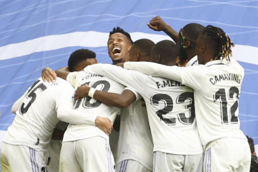 El Real Madrid recuperó el clásico y el liderato, le ganó 3-1 al Barcelona