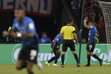 Leonardo Castro marcó el empate para el Deportivo Pereira, pero no lo celebró por su pasado en el rojo de la montaña. 