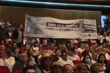 La audiencia pública fue ayer en el Teatro Los Fundadores.