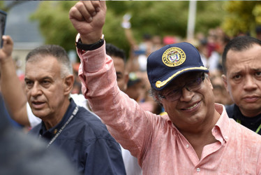 Foto | Archivo | LA PATRIA  En la plaza pública donde se siente cómodo, Gustavo Petro defenderá su reforma al sistema de salud.