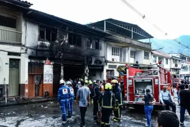 Así quedaron las casas y locales de Manzanares tras el incendio. 