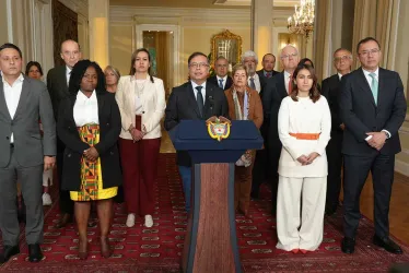 Presidente, Gustavo Petro, y su gabinete.