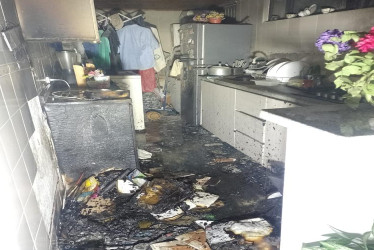 Esta es la cocina en la que se presentó el incendio en Villa Pilar. 