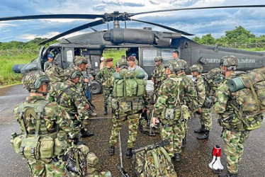 Foto | EFE | LA PATRIA 50 comandos fueron insertados ayer mismo para apoyar la búsqueda de los cuatro menores desparecidos desde el pasado primero de mayo.