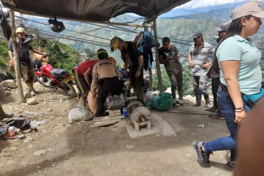 Dos oficiales y un suboficial atendieron la emergencia, ocurrida tras el mediodía de este miércoles en el sector de Villonza.