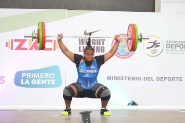 Angie Paola Franco, medalla de oro en el Panamericano de Pesas que se cumple en Manizales. 