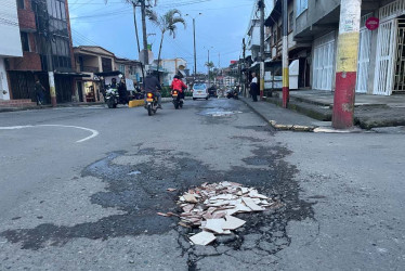 No es queja nueva. Desde hace tres meses los ciudadanos exigen el reparo de la malla vial. 