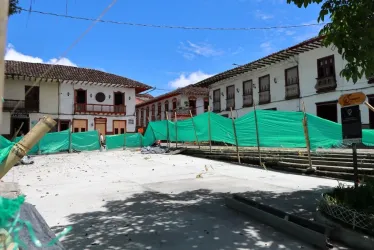 Segunda etapa de pavimentación del Parque Bolívar de Salamina.