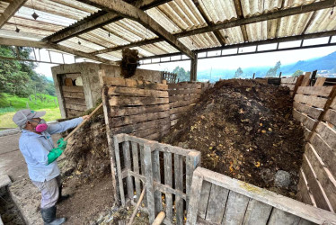 Foto | Luis Trejos | LA PATRIA  Así luce la unidad de compostaje del Centro de Desarrollo Tecnológico Planta de Bioprocesos y Agroindustria de la Universidad de Caldas.