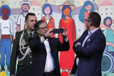 El presidente de Colombia, Gustavo Petro, ayer en la instalación del Comité Nacional de la Participación - instancia transitoria de la Mesa de Diálogos de Paz, en Bogotá.