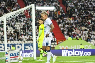 Los lamentos de Dayro Moreno, goleador del Once Caldas, tras empatar con La Equidad. El delantero lleva tres partido sin marcar.