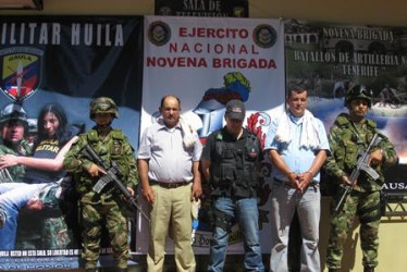 Alfonso Rodríguez Ramírez, alias el Novillo, fue catalogado por las autoridades como de los hombres que impulsó las Autodefensas Unidas de Colombia en el norte del Huila. Fue capturado junto a su hermano.
