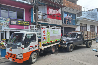 El accidente ocurrió a las afueras del casco urbano de Samaná, frente a la Cooperativa de Caficultores del municipio.