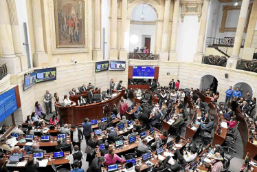 Foto | EFE | LA PATRIA  El Congreso de la República concluyó su periodo legislativo ayer. El siguiente comenzará el 20 de julio.