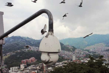 Foto| Freddy Arango| LA PATRIA Son 467 cámaras de seguridad de la ciudad. 195 están dañadas.