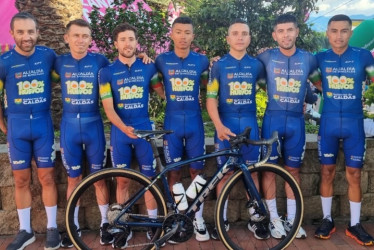 El grupo deportivo de la Alcaldía de Manizales 100% Huevos Gobernación de Caldas, participante en la Vuelta a Colombia.