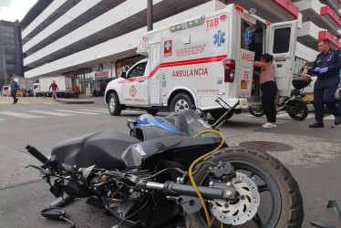 Accidente en la carrera 20 con calle 28, en el centro de Manizales.