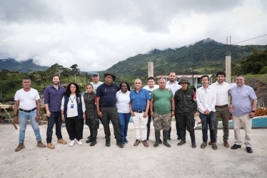 La primera sesión para la construcción conjunta de paz entre el Gobierno nacional y el frente Comuneros del Sur, disidencia del Eln, se llevó a cabo en zona rural de Samaniego (Nariño).