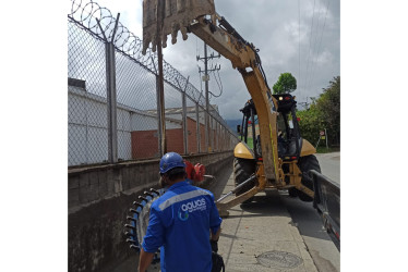 Frente a la empresa Riduco, sitio de la intervención, habrá poco movimiento de tierra, anunció el gerente de Aguas de Manizales, Jorge Eliécer Rivillas Herrera.