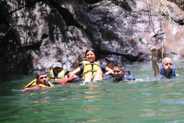 Hacer Body Rafting sobre el río La Miel, en Norcasia (Caldas), es una de las actividades que realizan los turistas que visitan La Niña de Caldas, como es conocido este municipio de 25 años de historia. 