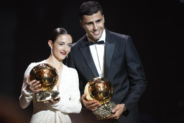 Aitana Bonmatí Conca y Rodrigo Hernández.