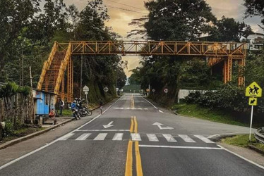 Lugar del accidente en la recta de la vereda Guayabal, via antigua Chinchiná - Pereira