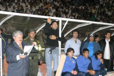 Diego Armando Maradona, fallecido hace cuatro años, estuvo en Manizales el 31 de agosto del 2005, en la final de la Recopa Sudamericana que disputaron el Once Caldas y Boca Juniors.