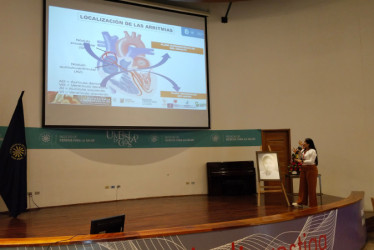 III Simposio de Enfermería Cardiovascular - Cándida Rosa Castañeda Valencia